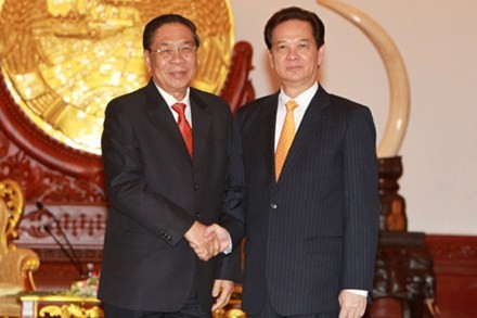 Нгуен Тан Зунг прибыл во Вьентьян для участия в 9-м саммите «Азия-Европа» - ảnh 1